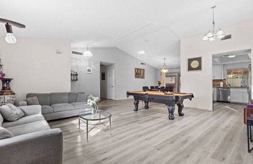 Las Vegas House | NEW 5BR 4.5BA Home, Pool, BBQ, 8 min to Strip