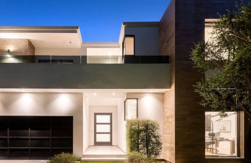 Beverly Grove House | NEW! Elevated WeHo Modern Retreat | Pool & Privacy