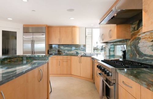 Hollywood Beach House | New home! The Pearl of Hollywood Beach across from the sand, close to harbor!