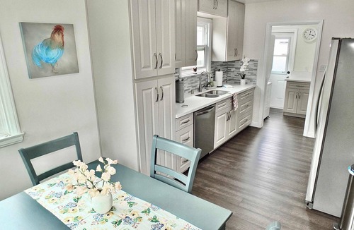 Belmont Heights House | New Remodel, Minutes to Beach, Perfect for 2