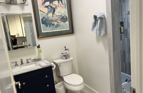 Westside Santa Cruz Apartment | New Studio ADU on Lighthouse Field Easy Walk to the Beaches