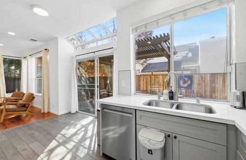 Carmine - Parkmont House | New4BR! Spacious Home w/Games, Close to Techs
