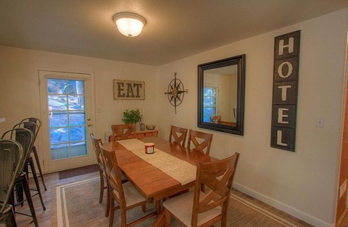 Lincoln Park House | NVH0823 - Sadies Hustle home