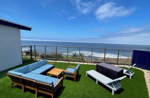 Ocean Beach Cottage | Ocean and Sunset Paradise in Ocean Beach