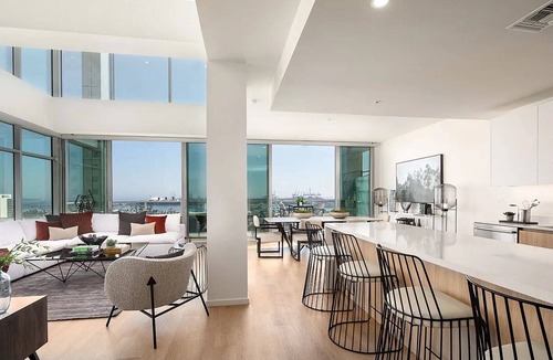 Waterfront Apartment | Ocean Blvd 2 Bedroom Long Beach Penthouse