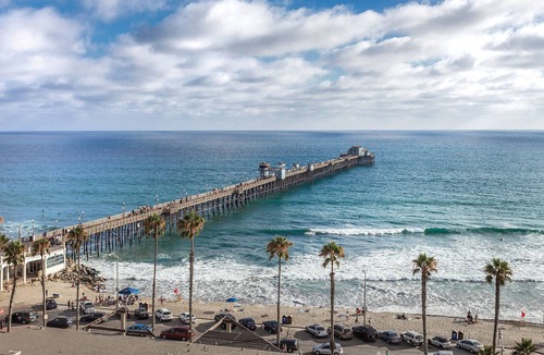 Townsite Resort | Ocean Front 2bd 2 ba At the Pier Thanksgiving