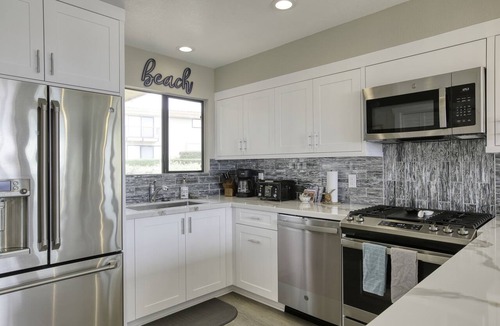 Downtown Condo | Ocean Front 3 bed 2 bath
