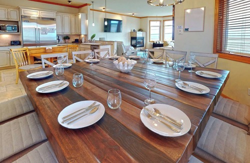 Seaside House | OCEAN FRONT: EYE OF THE STORM: Seaside Vacation Homes, Inc Managed