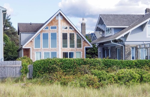 Seaside House | OCEAN FRONT: THE ANNEX: Seaside Vacation Homes, Inc Managed