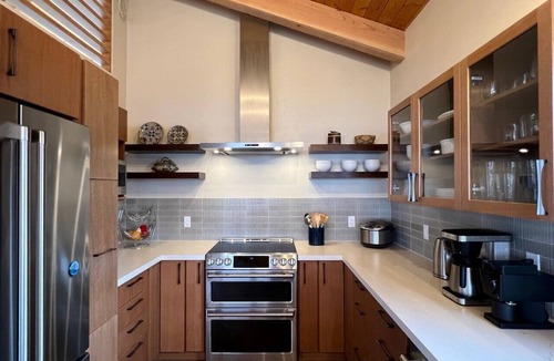 Sea Ranch House | Ocean meadow home, great views, hot tub, EV charger, shared pools