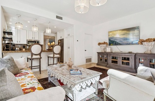 Huntington Beach House | Ocean Views, Steps to Main Street & Beach, 3 Ensuite Bath!