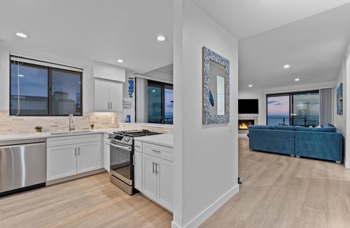 Carlsbad Condo | Oceanfront Condo with Large Patio and Full Sea View in Carlsbad, CA