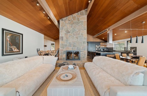 Neahkahnie Beach House | OCEANFRONT - Unobstructed views of the Pacific Ocean and NEAH-KAH-NIE Mountain
