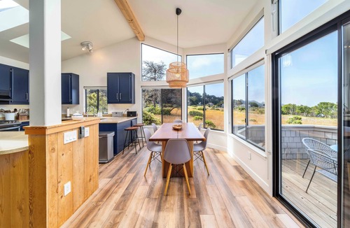 Sea Ranch House | Oceanview Modern Home – Hot Tub, Large Deck & EV Charger