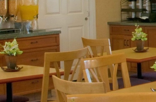 Midway District Hotel | Old Town Inn