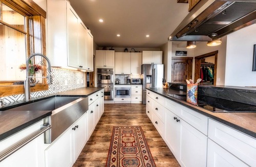 Mount Crested Butte House | On resort in Prospect Development-Direct Ski In/Out-Trampoline-Views