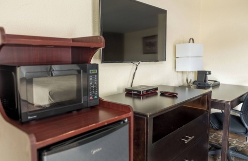 Lakeview Hotel | Oregon Trail Inn and Suites
