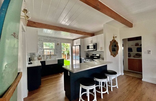 Crown Point House | Pacific Beach Coastal Bungalow just minutes to the water!