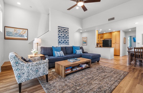 Pacific Beach House | Pacific Beach Dreamin' - AC, Garage, Walk to Beach & Town