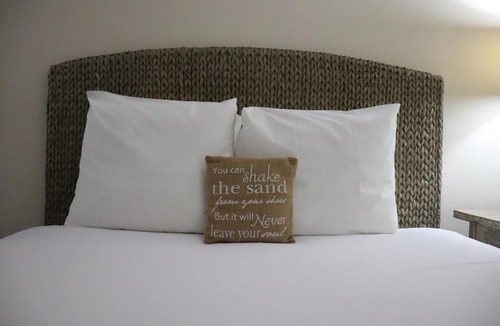 East Beach Hotel | Pacific Crest Hotel