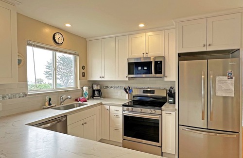 Bodega Bay House | Pacific Panorama - Cozy cottage in Sereno Del Mar, nice ocean views.
