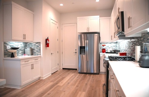 Palm Springs House | Palm Springs Retreat | Heated Pool Spa | 5 mins to Downtown