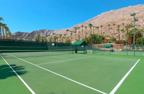 Historic Tennis Club Resort | Palm Springs Tennis Club - Downtown Palm Springs