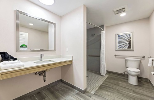 Pasadena Hotel | Pasadena Inn at Old Town