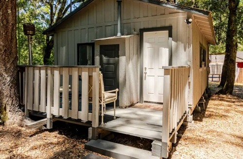 La Honda Apartment | Peaceful Small Studio /Cabin is 100 years old with WiFi in La Honda Forest
