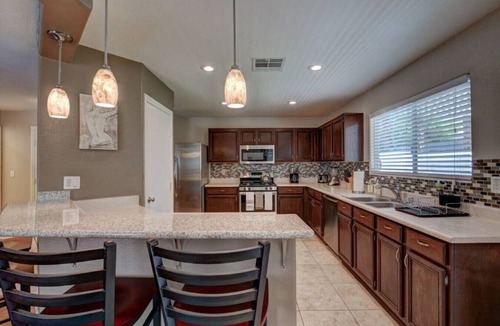 Silverado Ranch House | PERCEVAL · Charming-Spacious PrivateHome Fab Yard w/Jacuzzi
