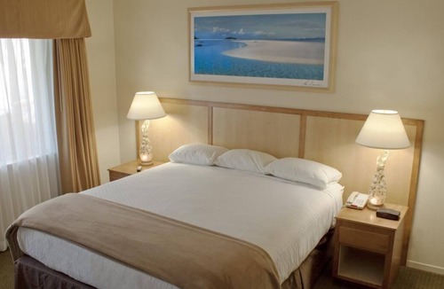 Avila Beach Resort | Perfect Beach Getaway! 2 Classy Units, Kitchen, Onsite Pool, Free Parking