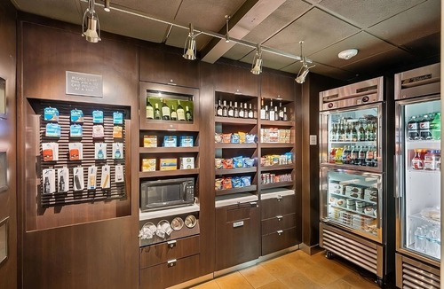 San Ramon Hotel | Pet-friendly Hotel! Comfortable 1BR Suite Short Drive to Mt Diablo State Park!