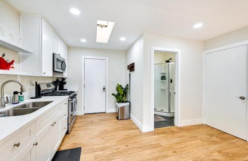 Lincoln Acres Apartment | Pet-Friendly San Diego Studio 13 Mi to Comic-Con!