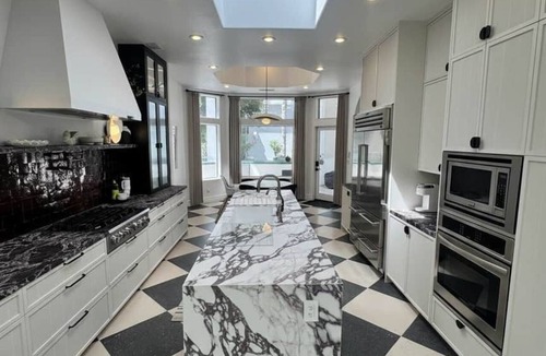 Magnesia Falls Cove House | Pool & Spa Estate w/Golf Views & Casita