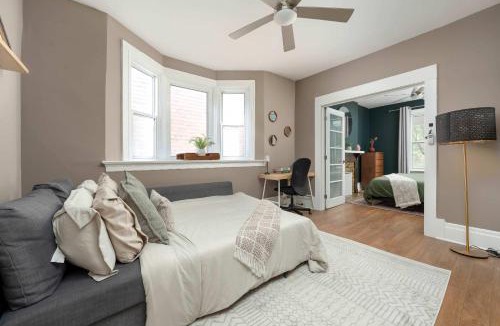 Brockton Village House | Private 2 Storey Home with 3BR-2BA by Queen West