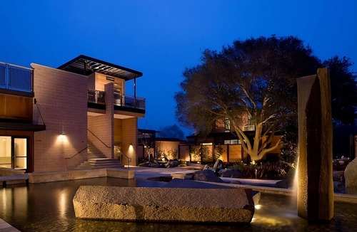 Yountville House | Private Haven of Refined Luxury! Rooftop Pool & Spa Near Napa Valley Vineyards