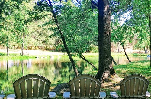 Greater Sacramento House | Private Lake Flower Farm 100 acres