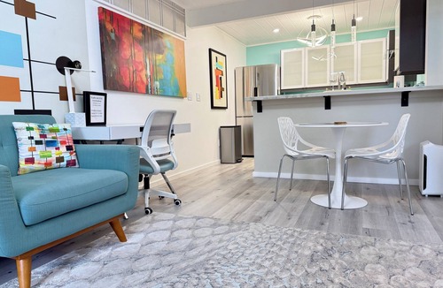 San Rafael Apartment | Private Luxury Retreat Chef's Kitchen Spa Bath Near Napa, Sonoma & SF