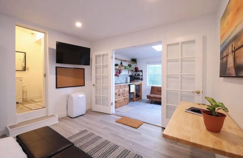 Stockton Apartment | Private Retreat 8min to DT/Balboa Park/SD Zoo!