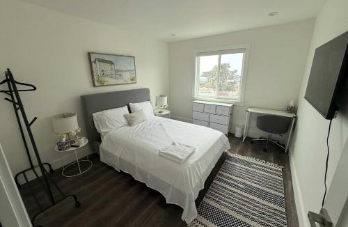 Parkside House | Private Room in Modern Homestay with Fast Wifi
