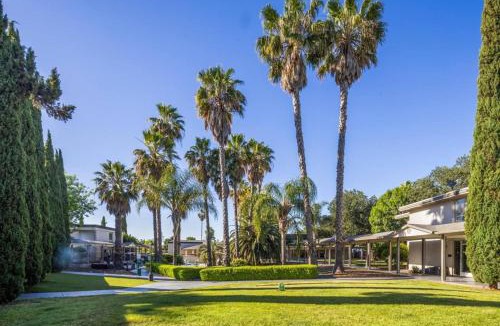 Davis Hotel | Prodigy Hotel, a Days Inn by Wyndham