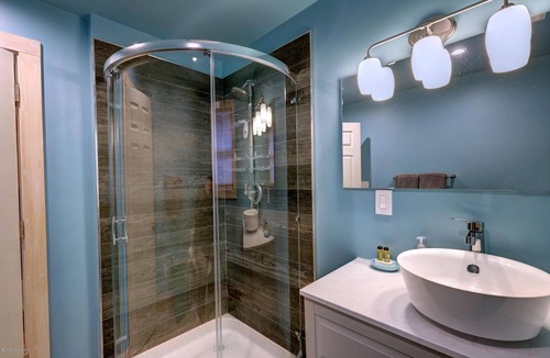 Seaside Bed & Breakfast | PT Retreat 2nd master suite