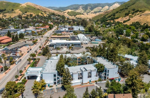 San Luis Obispo Hotel | Quality Suites Downtown San Luis Obispo