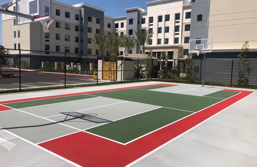 Irvine Business Complex Apartment | Queen Studio w/Accessible Features + Breakfast