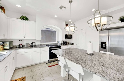 Enterprise House | Quiet & Centrally Located 15 Minutes from Vegas Strip