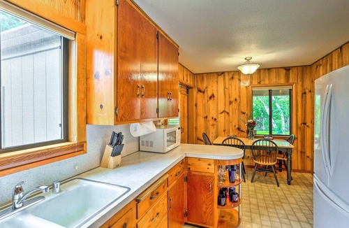 Shasta Lake Cottage | Quiet Location! Shasta Lake Home Near Redding
