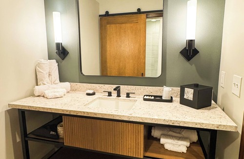 Yreka Resort | Rain Rock Casino Resort Hotel