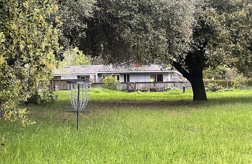Hidden Valley House | Ranch living close to the beach with Swimming Pool & Jacuzzi