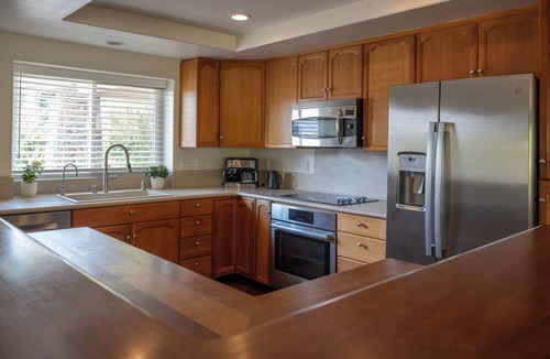 Rancho Santa Fe House | Rancho Santa Fe Luxury 1 ac Retreat, Hot Tub, Trails, Pets