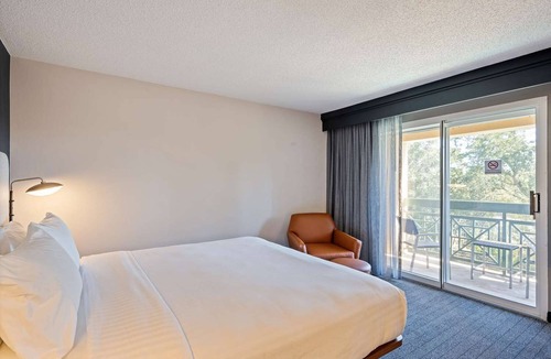 San Ramon Hotel | Recreate Sensational Memories! Fireplace! Close to Danville South Park